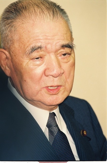 金丸信.jpg